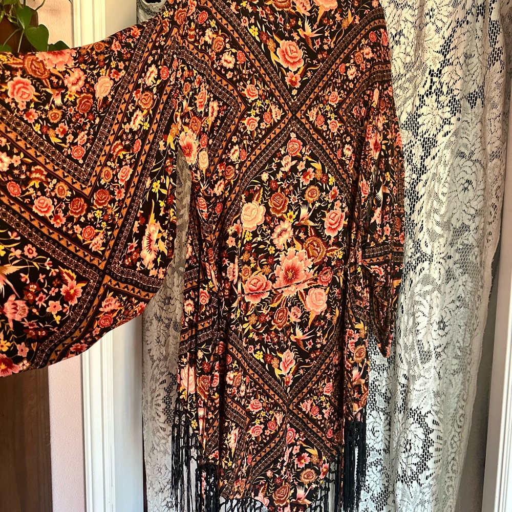 Spell Floral Fringe Kimono Duster - Black with Pink & Orange Roses - Picture 2 of 6